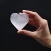 bG9jYWw6Ly9tZWRpYS9IRy8yQy82MFIzMEMxRzZSVjMyQ0hHLzA0OWM0NGQ5LmpwZWc.jpg Corazón de selenita - 7-8cm