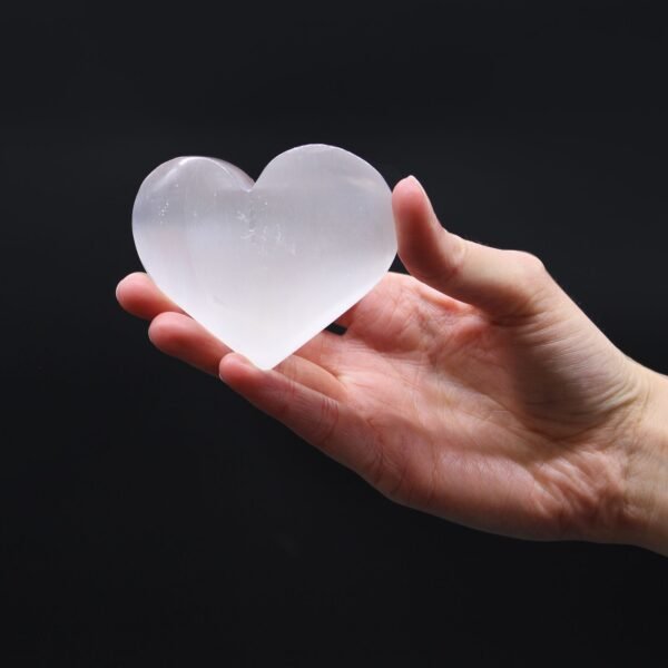 bG9jYWw6Ly9tZWRpYS9ITS9BQy82MFIzMEMxRzZNVktBQ0hNL2NhZWQ1MmY2LmpwZWc.jpg Corazón Selenita - 5-6 cm